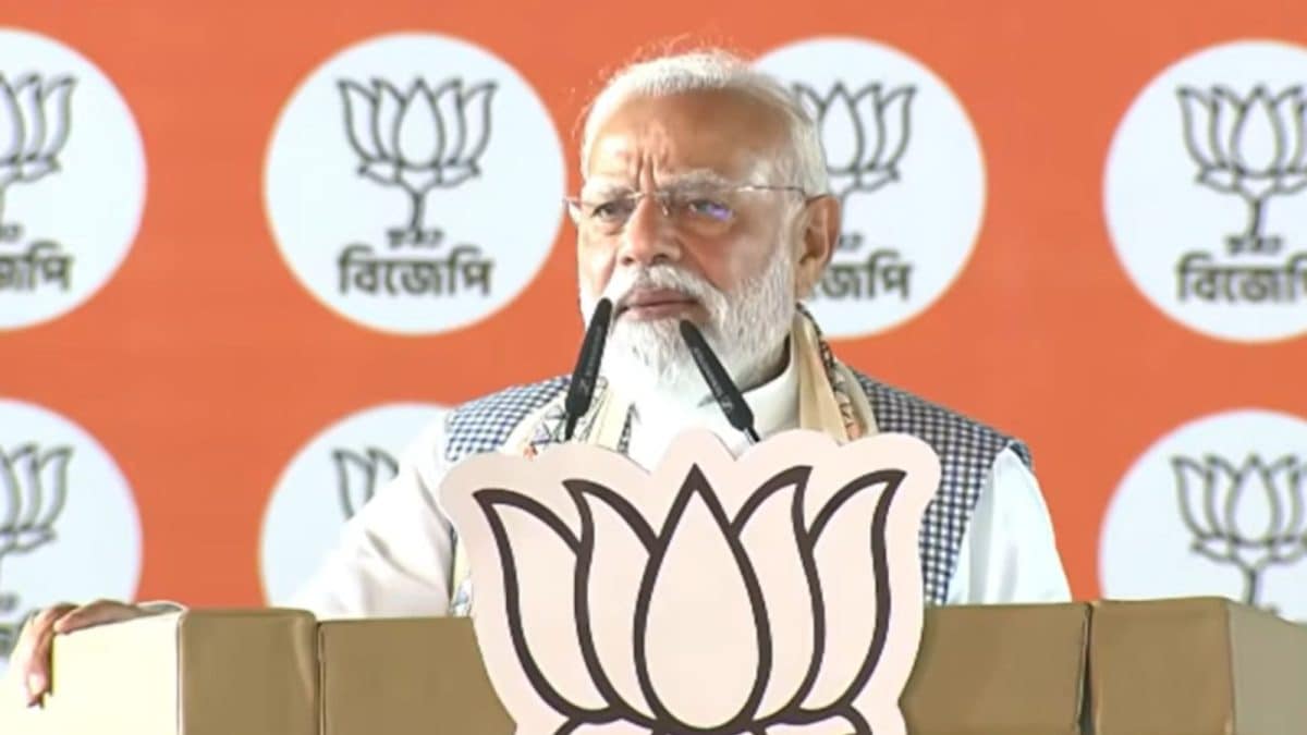 PM Modi addresses a rally in Cooch Behar, West Bengal, criticising TMC and urging voters not to fear intimidation.