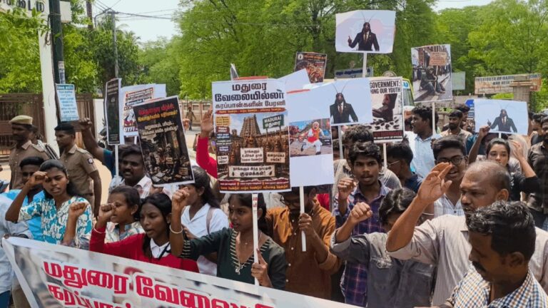 Youths in Madurai hold Cockroach Rally to protest unemployment