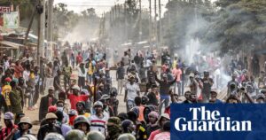 Violent clashes between protesters and police near Laikipia airbase over Ebola quarantine facility in Nanyuki.