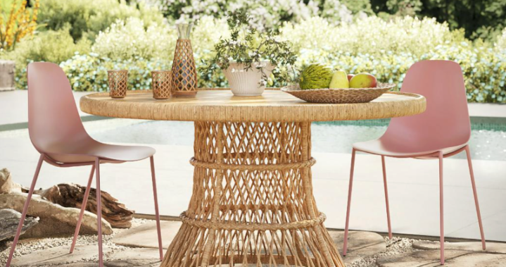 Transforming a backyard into a beautiful outdoor summer space with new furniture and decor.