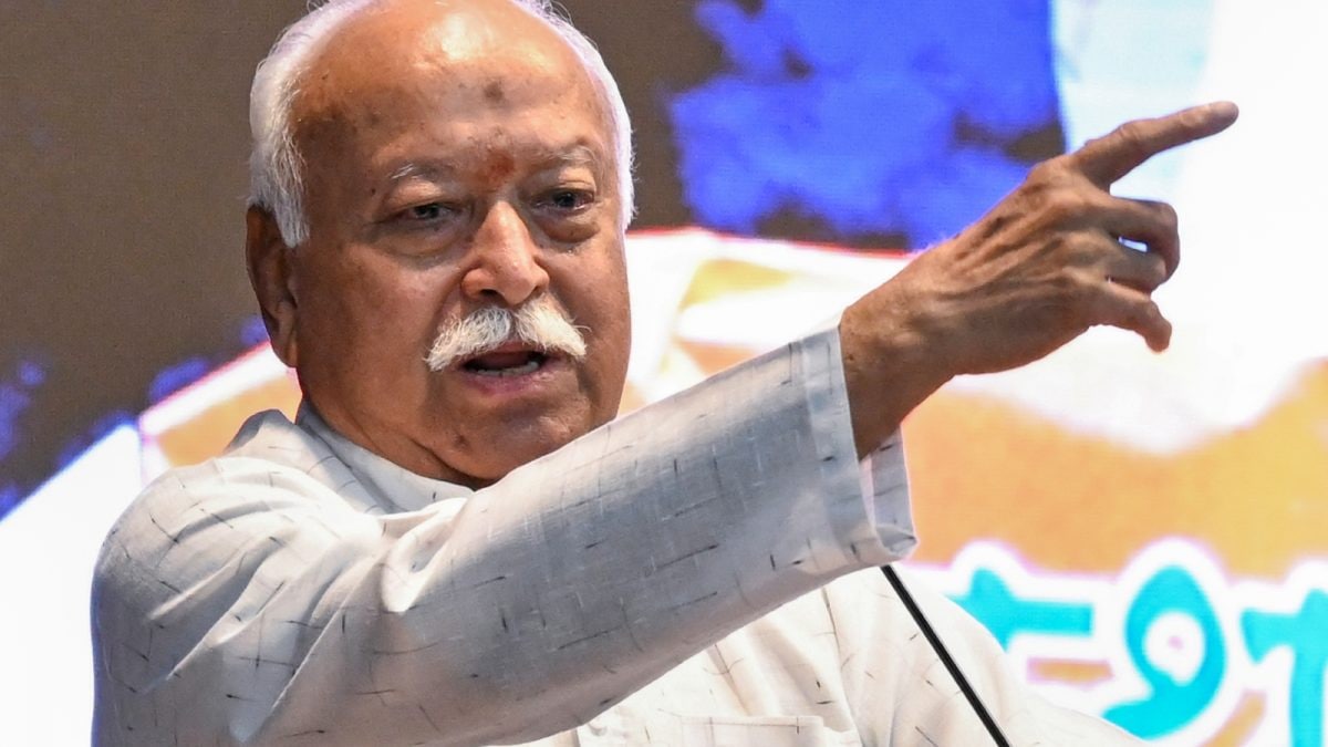 Mohan Bhagwat at an RSS event, addressing the crowd. File image credit: PTI
