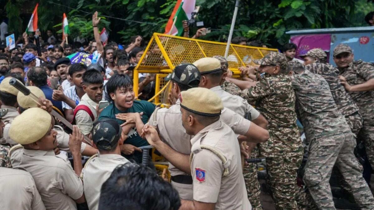 Delhi High Court seeks replies on alleged excessive force during CJP protest.