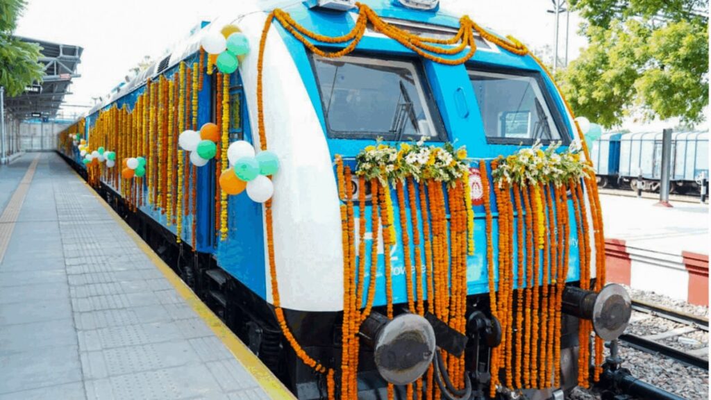 India's first hydrogen-powered train on the Jind-Sonipat route, signaling green travel.