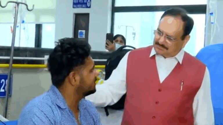 Union Minister JP Nadda meets injured protesters at Lady Hardinge Medical College in Delhi.