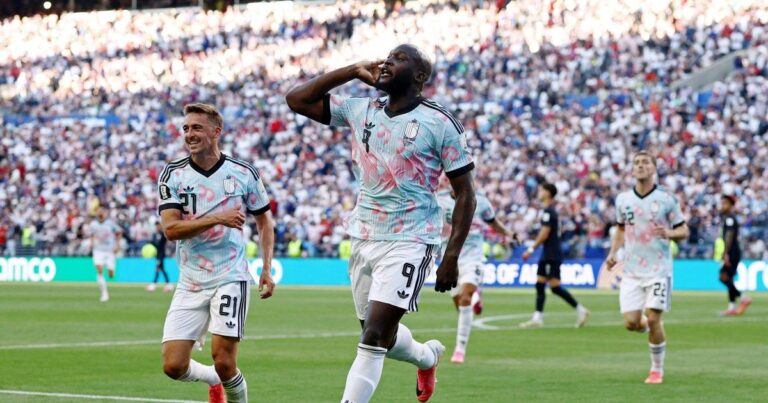 Spain and Belgium football teams prepare for their FIFA World Cup 2026 quarterfinal match in Los Angeles, featuring Romelu Lukaku and Lamine Yamal.