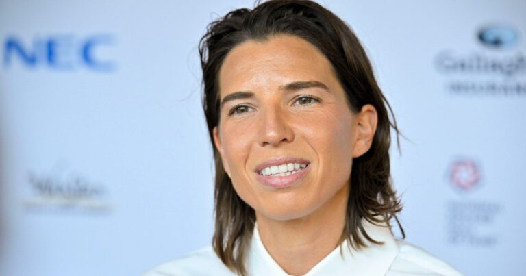 Tobin Heath, former USWNT player, provides expert analysis on the 2026 FIFA World Cup's teams, players, and trends.