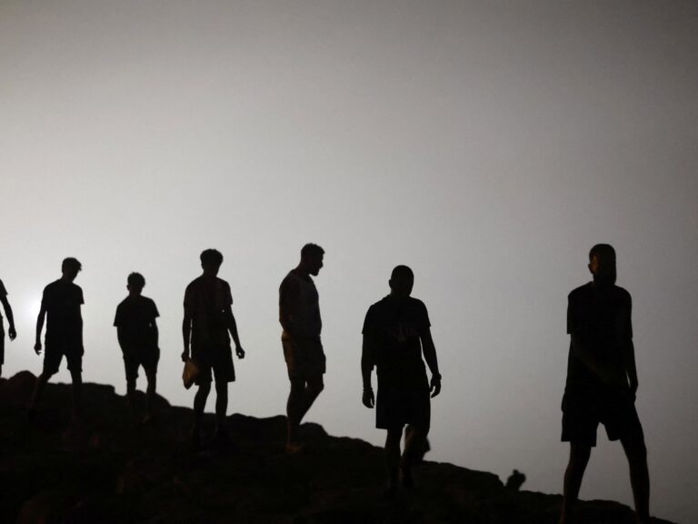 News article detailing the Ceuta migrant crisis and its impact on Spain-Israel relations.