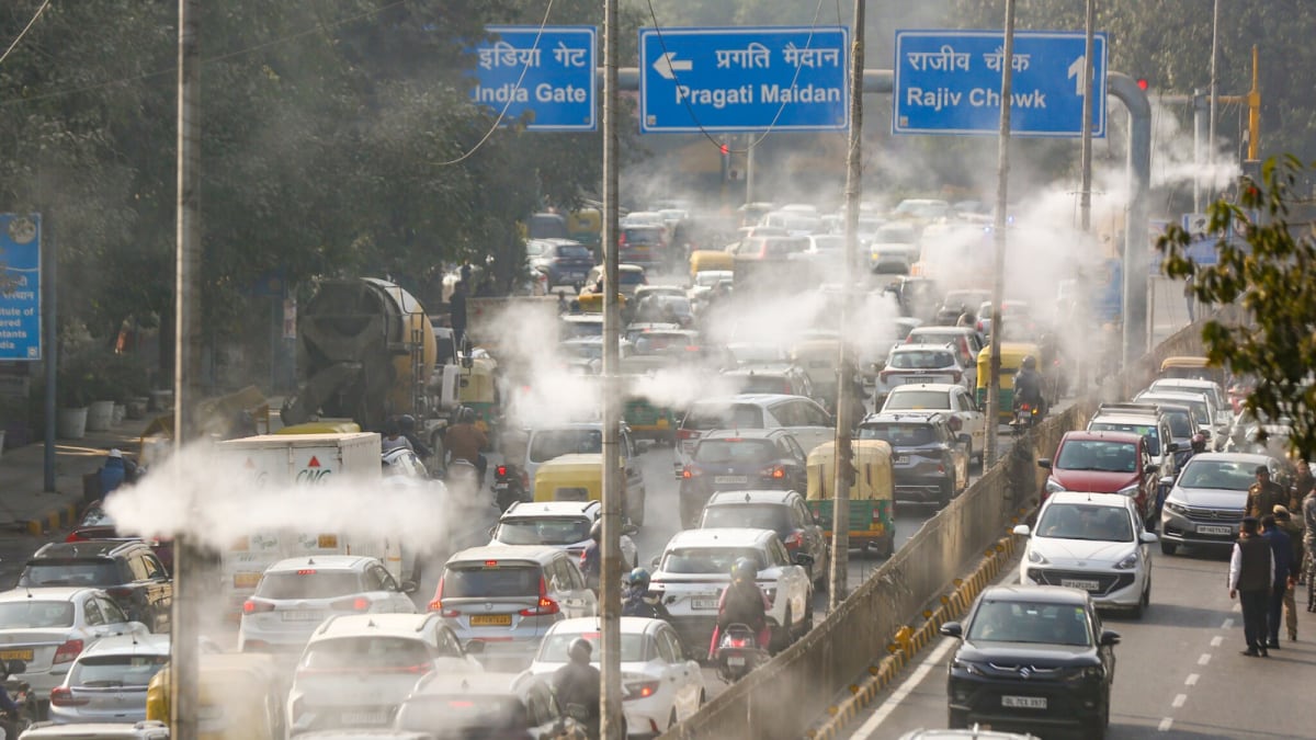 Restrictions on new Light Goods Vehicles registration in Delhi-NCR to reduce pollution.