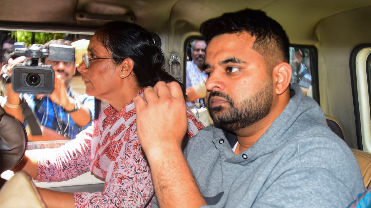 Prajwal Revanna transferred from VIP cell to general ward after a jail raid uncovers illicit devices.