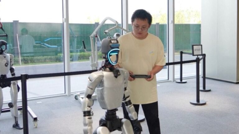 First robot school opens in China, training humanoids for the workforce.