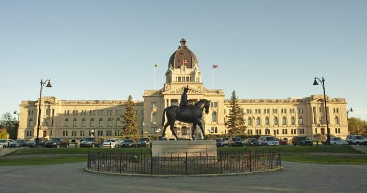 Image of Saskatchewan Legislative Building, representing provincial government decisions on marshal police equipment.