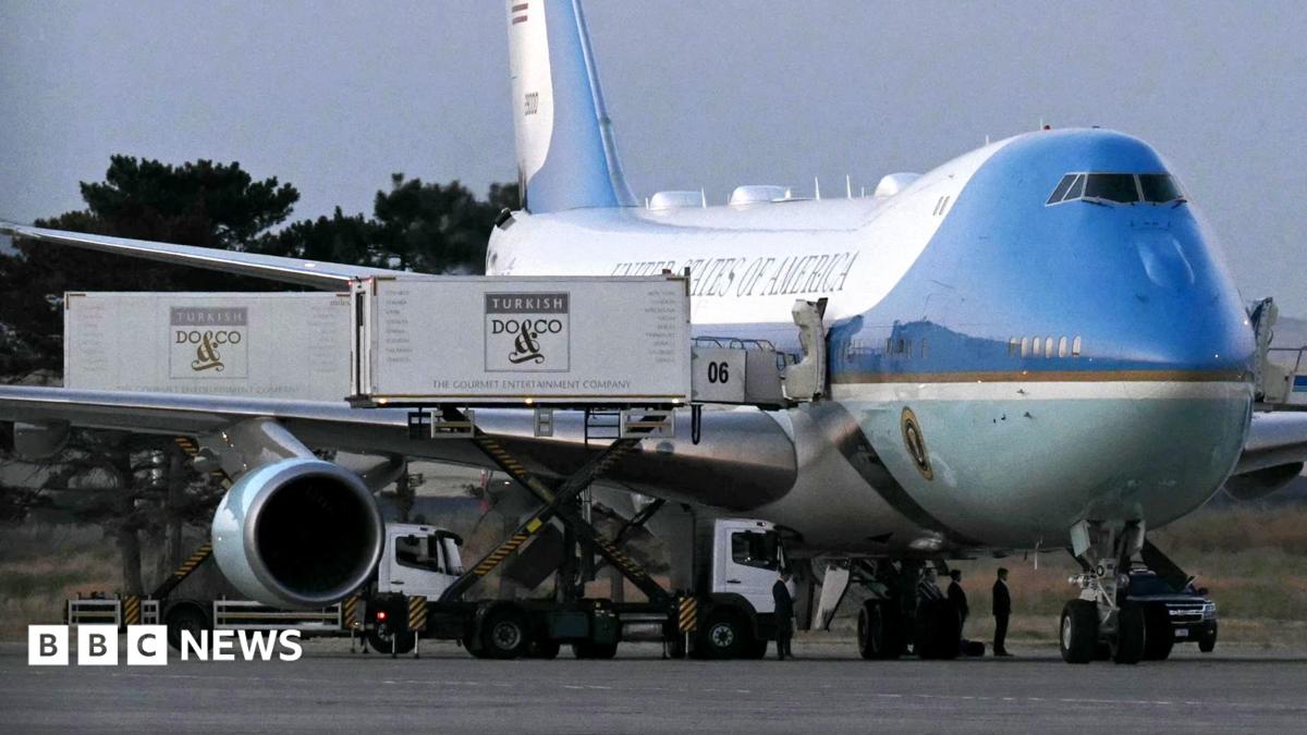 News report detailing President Trump's secret plane swap using a catering truck