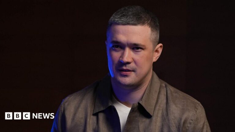 Sacked Ukrainian Defence Minister Mykhailo Fedorov calls for answers from President Zelensky on government corruption.