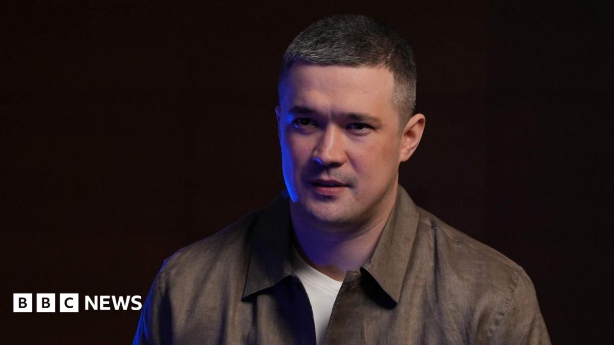 Sacked Ukrainian Defence Minister Mykhailo Fedorov calls for answers from President Zelensky on government corruption.