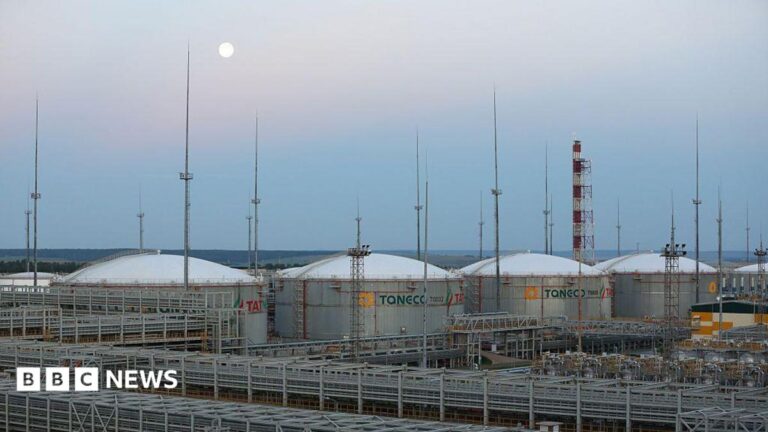 News report on a deadly drone strike in Russia's Tatarstan region.