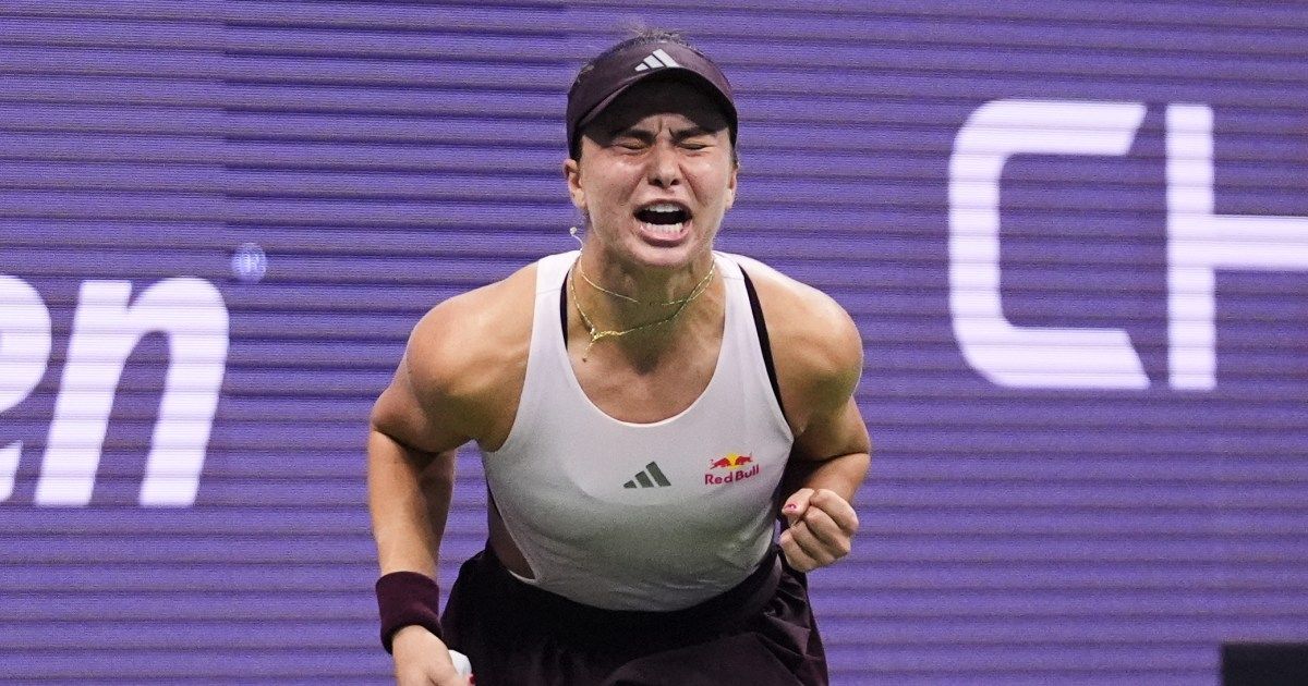 Iva Jovic celebrates after defeating Alexandra Eala in a dramatic US Open match.