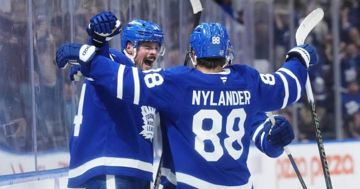 Auston Matthews scores overtime winner for the Toronto Maple Leafs against the Nashville Predators.