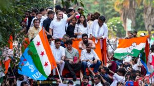 Value: Congress leaders and political activists in Delhi protest against election commission policies.
