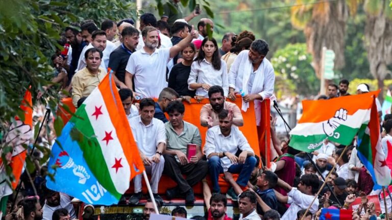 Value: Congress leaders and political activists in Delhi protest against election commission policies.